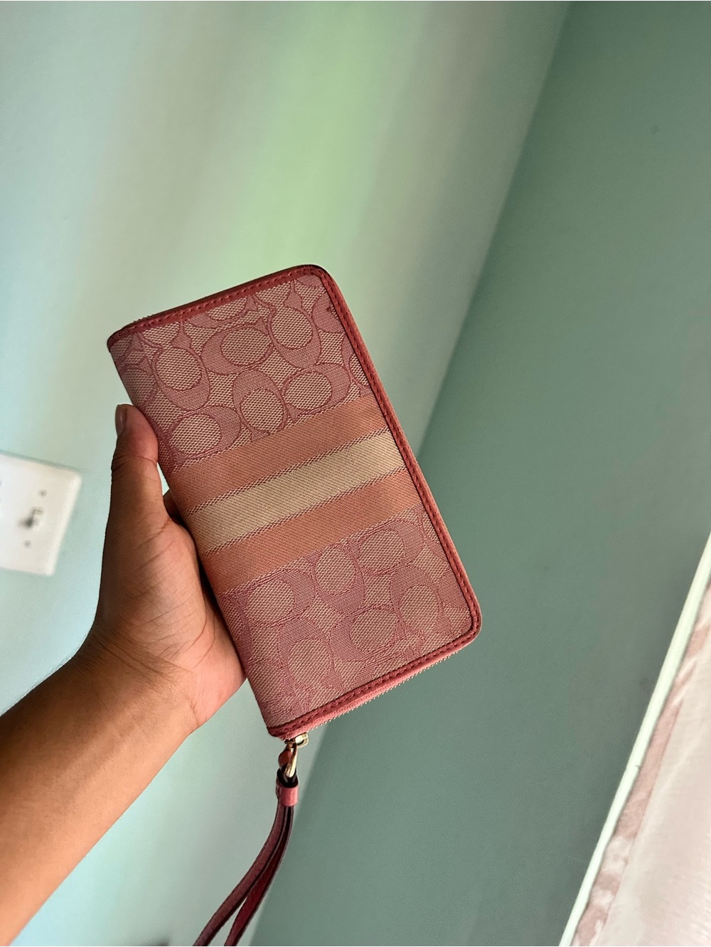 Coach Rose Pink Signature Zip Wristlet - Picture 2 of 6